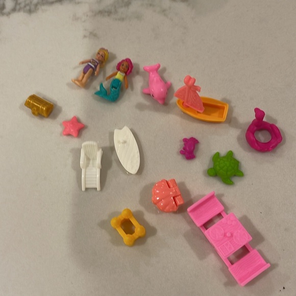 POLLY POCKET DOLPHIN BEACH COMPACT PLAYSET - Picture 3 of 3